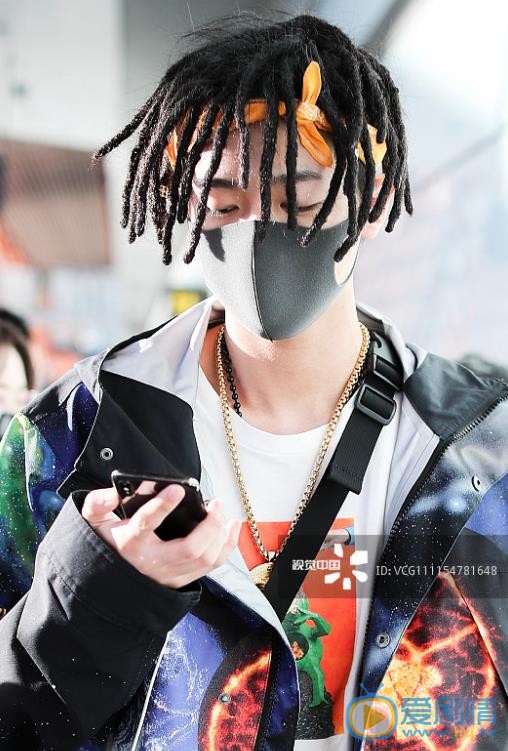 孟子坤路透街拍 孟子坤高清写真_孟子坤高清剧照