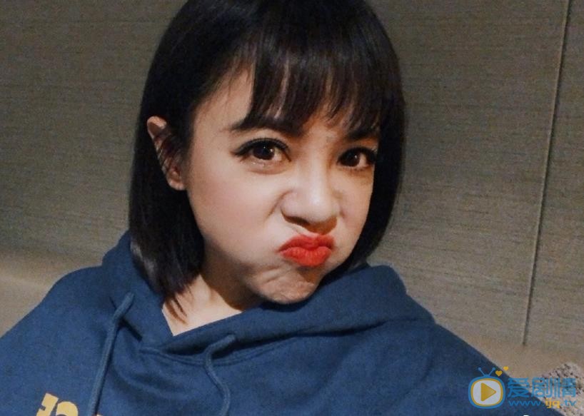 丁当嘟嘴卖萌照 丁当高清写真_丁当高清剧照