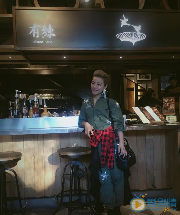 丁当户外街拍 丁当高清写真_丁当高清剧照