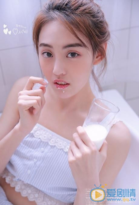 刘因然小性感写真 刘因然高清写真_刘因然高清剧照