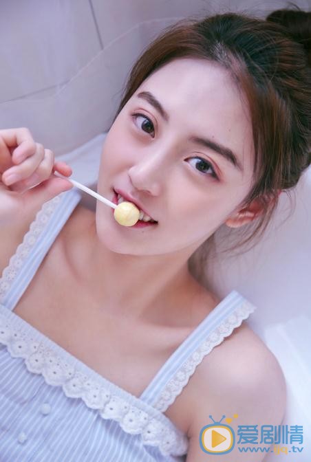 刘因然小性感写真 刘因然高清写真_刘因然高清剧照
