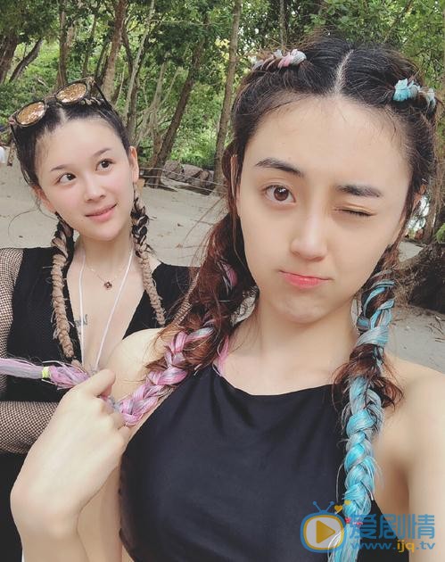 刘因然与人合照 刘因然高清写真_刘因然高清剧照