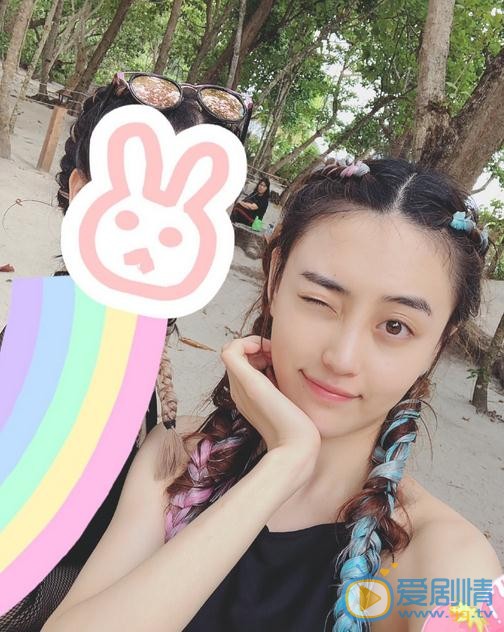 刘因然与人合照 刘因然高清写真_刘因然高清剧照