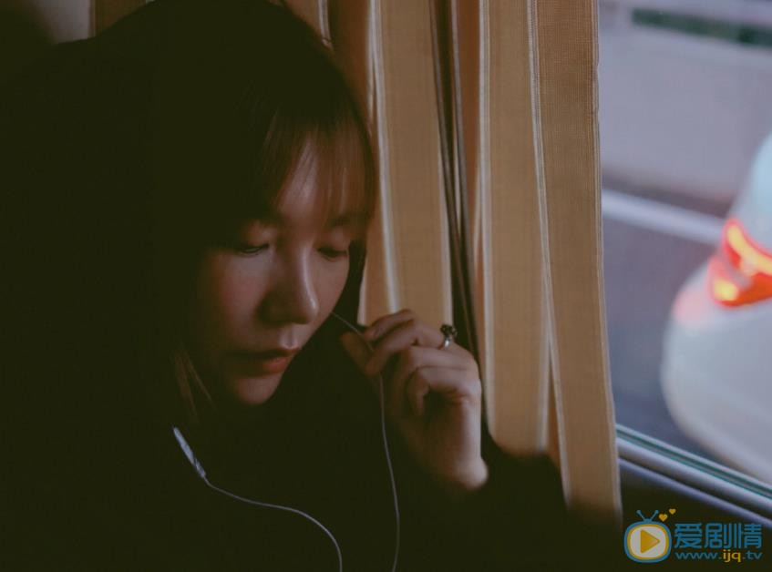 曾昭玮街拍大片 曾昭玮高清写真_曾昭玮高清剧照