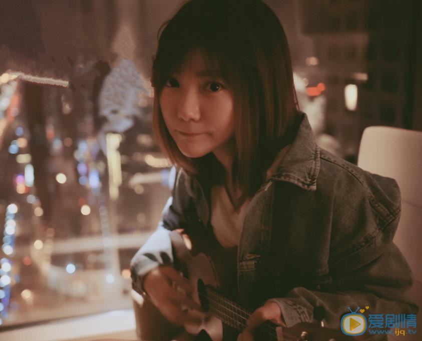 曾昭玮街拍大片 曾昭玮高清写真_曾昭玮高清剧照