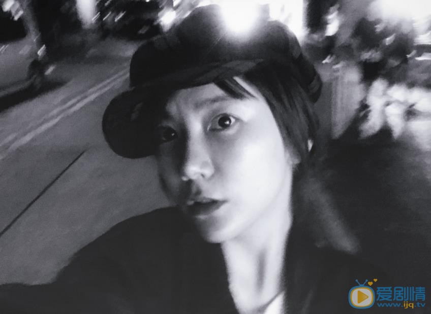 曾昭玮黑白写真 曾昭玮高清写真_曾昭玮高清剧照