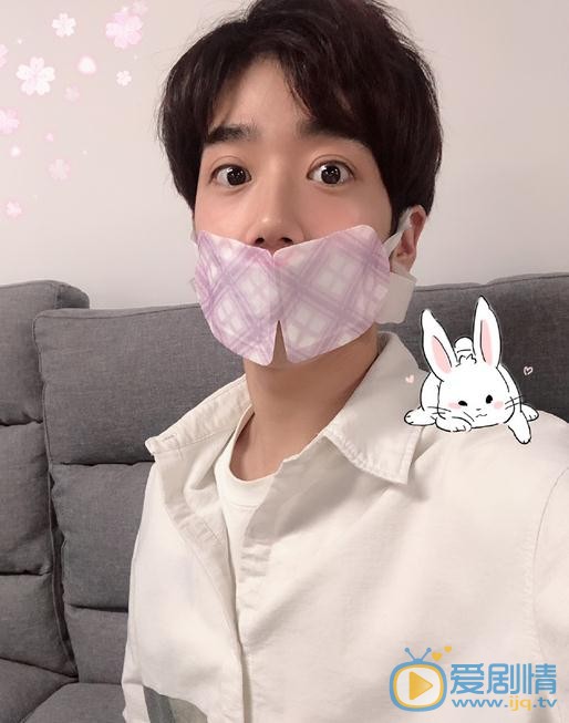 李明峻生活照 李明峻高清写真_李明峻高清剧照