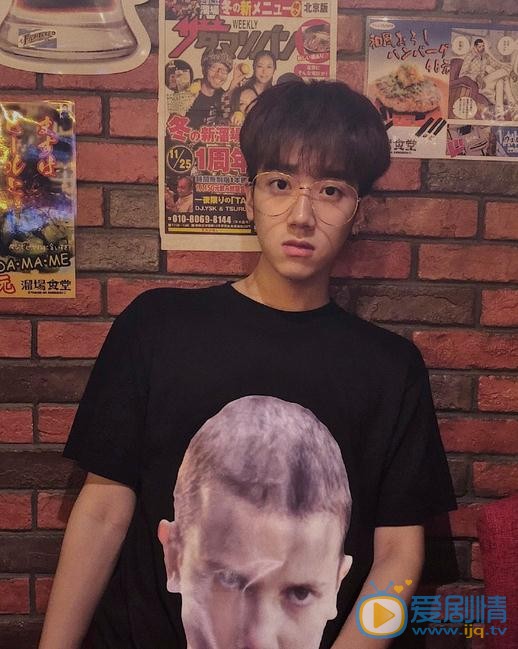 李明峻生活照 李明峻高清写真_李明峻高清剧照
