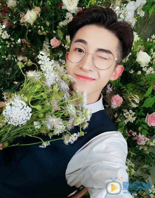 刘宇卖萌照 刘宇高清写真_刘宇高清剧照