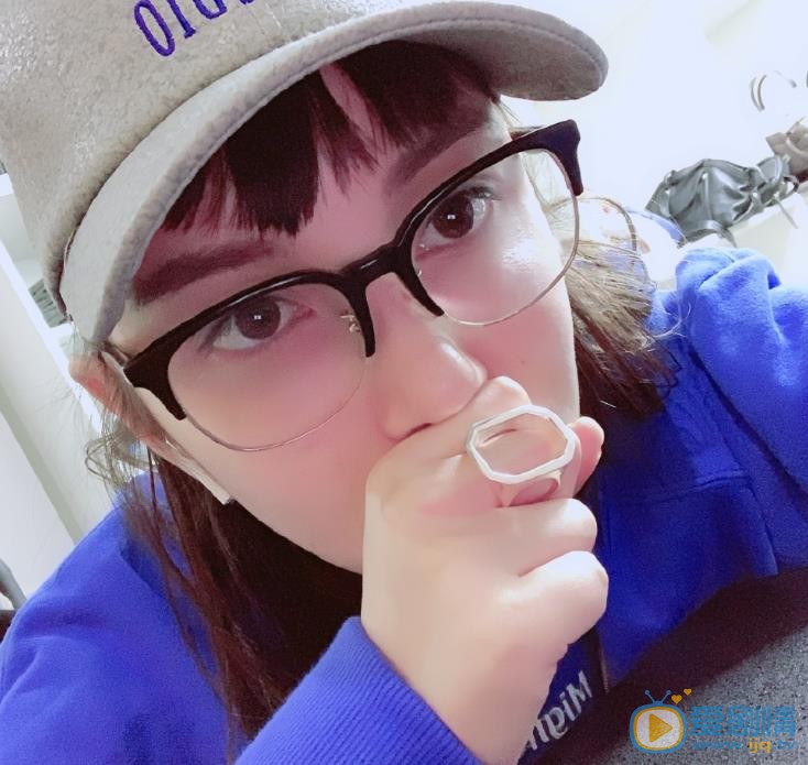 李雨桐生活照 李雨桐高清写真_李雨桐高清剧照