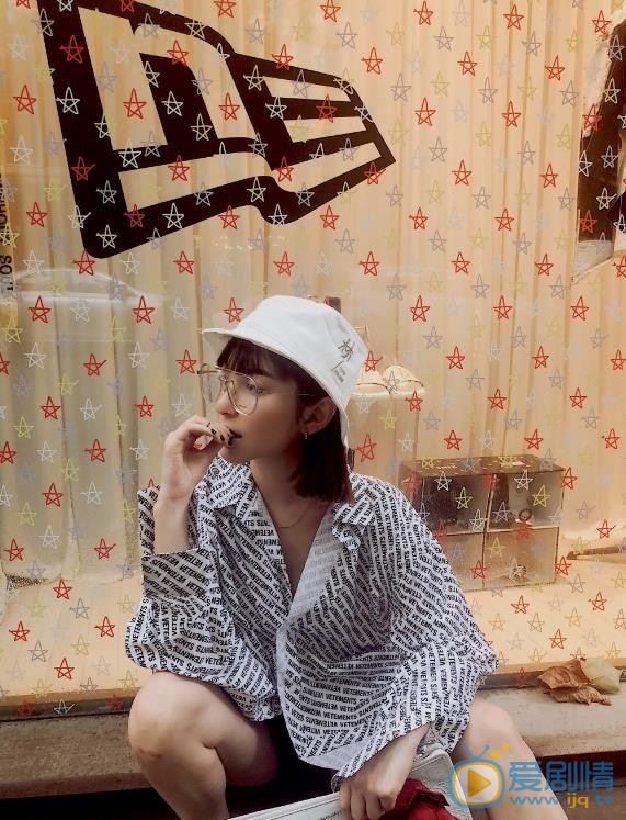李雨桐衣模写真 李雨桐高清写真_李雨桐高清剧照