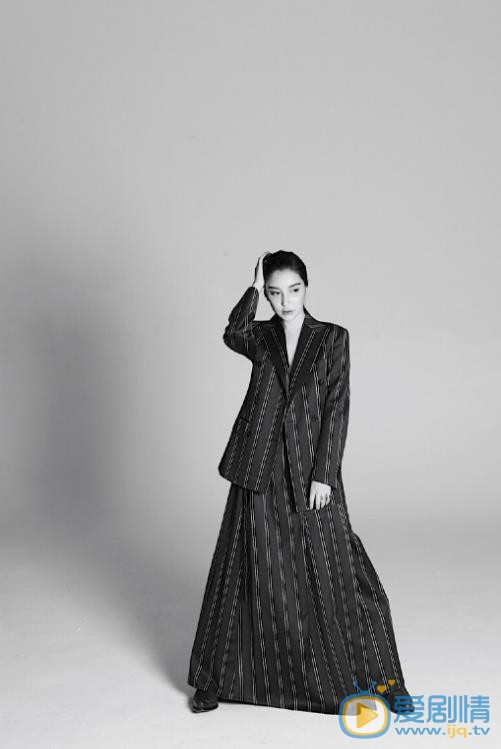 李雨桐时尚大片 李雨桐高清写真_李雨桐高清剧照
