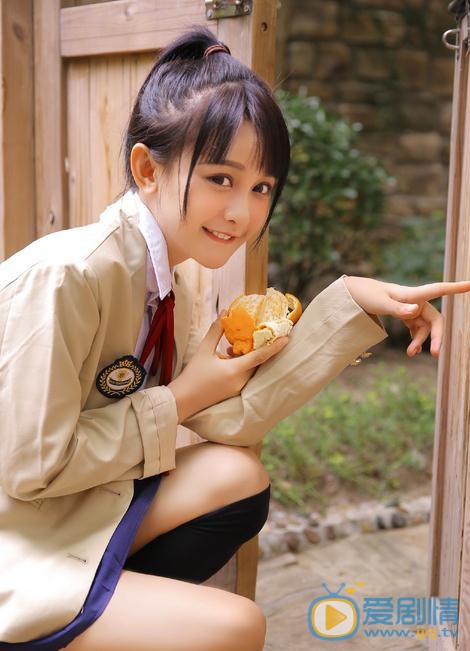 杨馥羽制服写真 杨馥羽高清写真_杨馥羽高清剧照