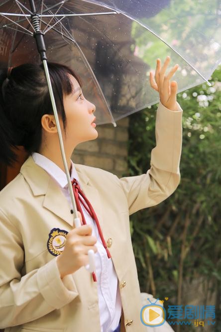 杨馥羽制服写真 杨馥羽高清写真_杨馥羽高清剧照