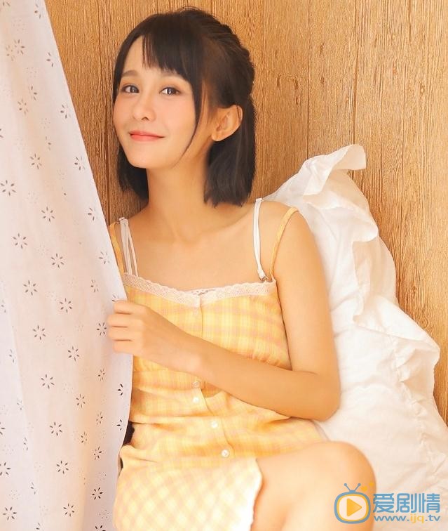 杨馥羽夏日写真 杨馥羽高清写真_杨馥羽高清剧照