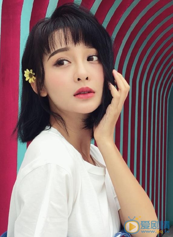 杨馥羽生活照 杨馥羽高清写真_杨馥羽高清剧照