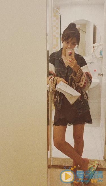 杨馥羽与人合照 杨馥羽高清写真_杨馥羽高清剧照