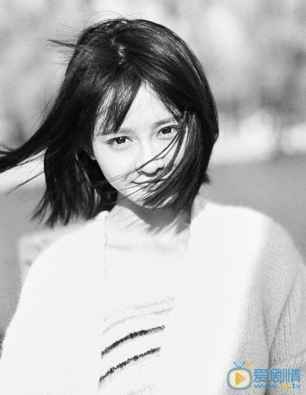 杨馥羽黑白写真 杨馥羽高清写真_杨馥羽高清剧照