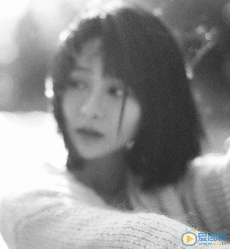 杨馥羽黑白写真 杨馥羽高清写真_杨馥羽高清剧照