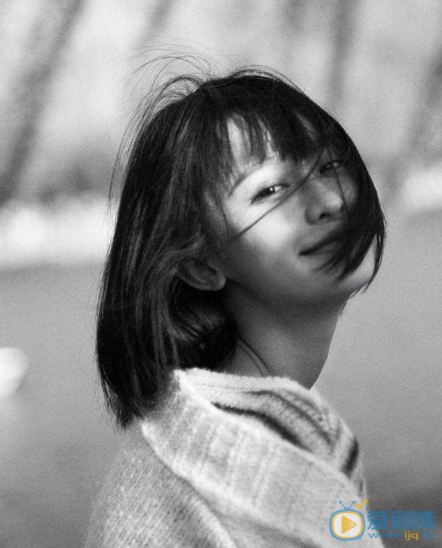 杨馥羽黑白写真 杨馥羽高清写真_杨馥羽高清剧照