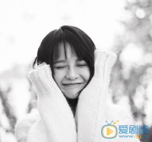 杨馥羽黑白写真 杨馥羽高清写真_杨馥羽高清剧照