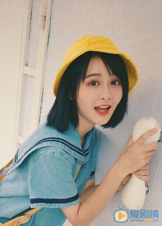 杨馥羽制服写真 杨馥羽高清写真_杨馥羽高清剧照