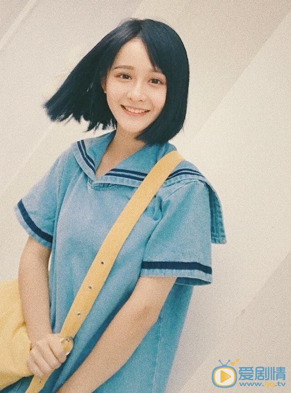 杨馥羽制服写真 杨馥羽高清写真_杨馥羽高清剧照