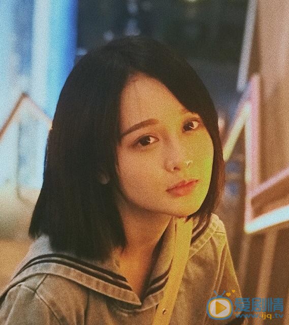 杨馥羽制服写真 杨馥羽高清写真_杨馥羽高清剧照