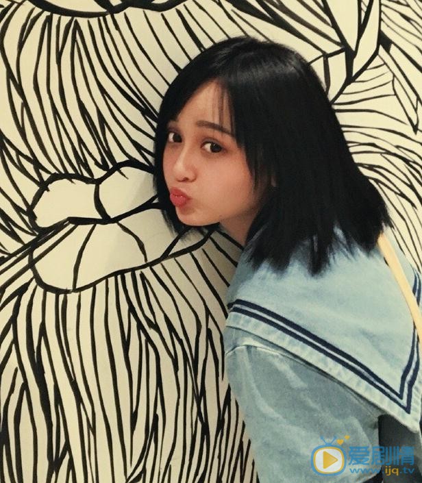 杨馥羽制服写真 杨馥羽高清写真_杨馥羽高清剧照