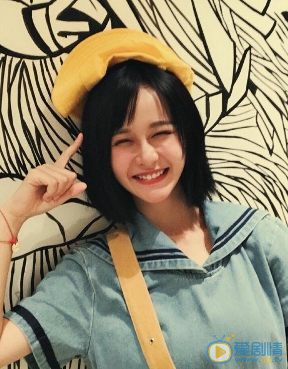 杨馥羽制服写真 杨馥羽高清写真_杨馥羽高清剧照