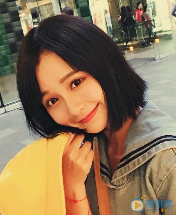 杨馥羽制服写真 杨馥羽高清写真_杨馥羽高清剧照