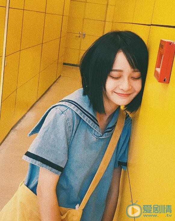 杨馥羽制服写真 杨馥羽高清写真_杨馥羽高清剧照