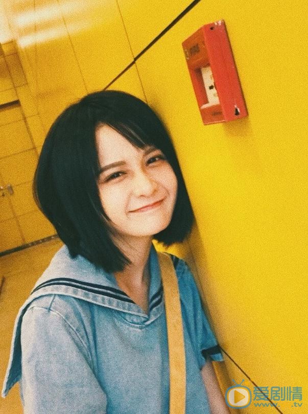 杨馥羽制服写真 杨馥羽高清写真_杨馥羽高清剧照