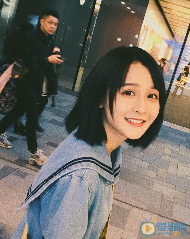 杨馥羽制服写真 杨馥羽高清写真_杨馥羽高清剧照