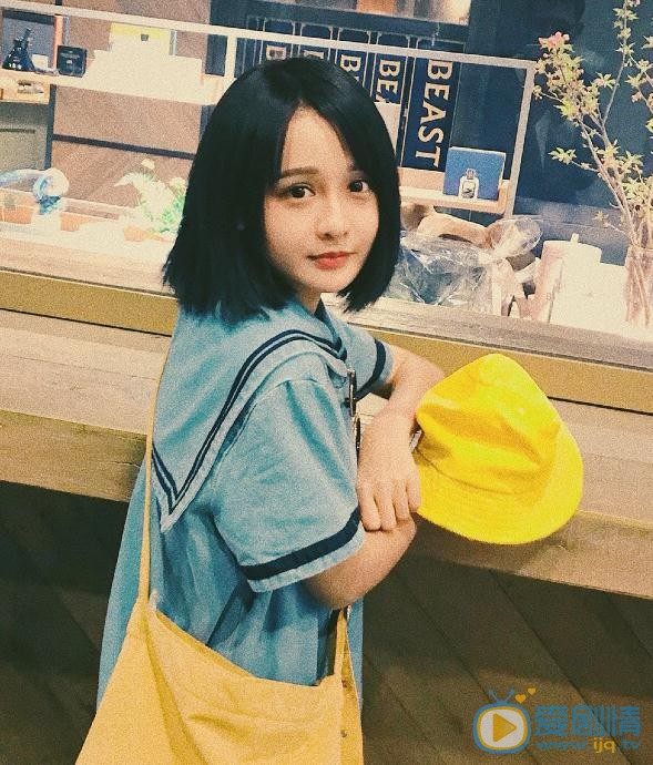 杨馥羽制服写真 杨馥羽高清写真_杨馥羽高清剧照