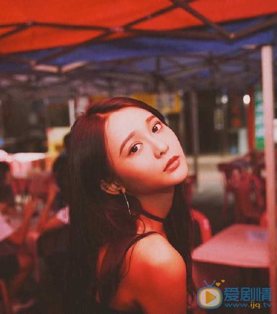 杨馥羽夜色写真 杨馥羽高清写真_杨馥羽高清剧照