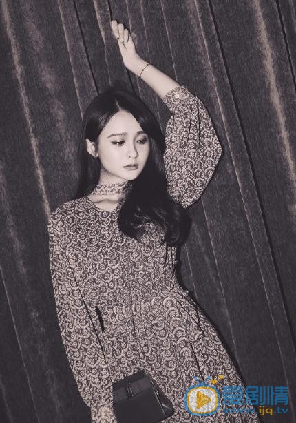 杨馥羽黑白写真 杨馥羽高清写真_杨馥羽高清剧照