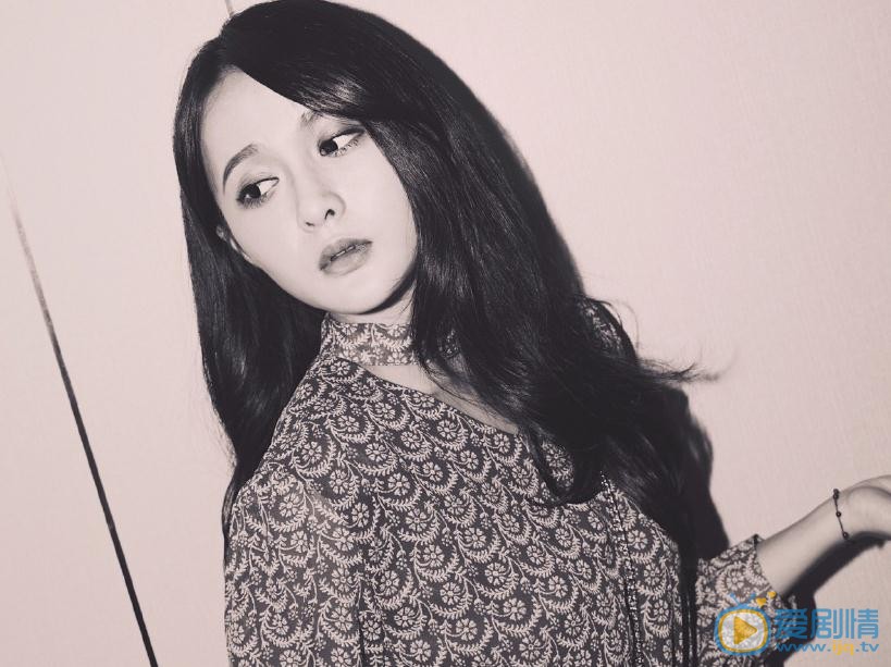 杨馥羽黑白写真 杨馥羽高清写真_杨馥羽高清剧照