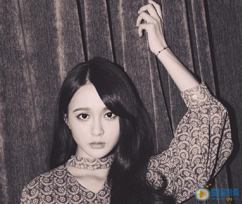 杨馥羽黑白写真 杨馥羽高清写真_杨馥羽高清剧照
