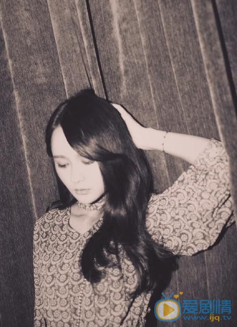 杨馥羽黑白写真 杨馥羽高清写真_杨馥羽高清剧照