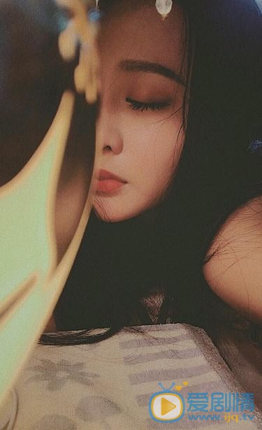 杨馥羽夜色写真 杨馥羽高清写真_杨馥羽高清剧照