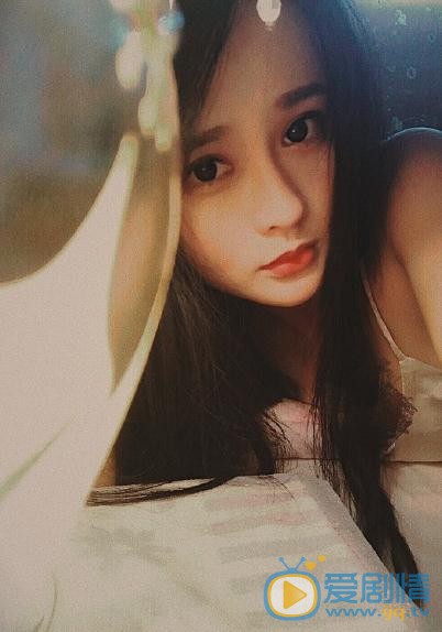 杨馥羽夜色写真 杨馥羽高清写真_杨馥羽高清剧照