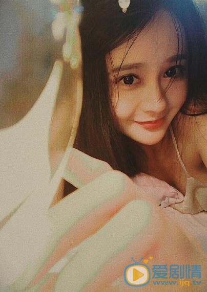 杨馥羽夜色写真 杨馥羽高清写真_杨馥羽高清剧照