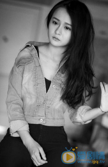 杨馥羽秋色写真 杨馥羽高清写真_杨馥羽高清剧照