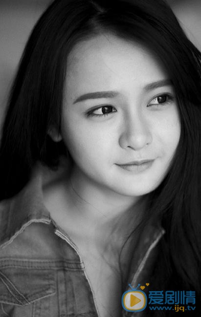 杨馥羽秋色写真 杨馥羽高清写真_杨馥羽高清剧照