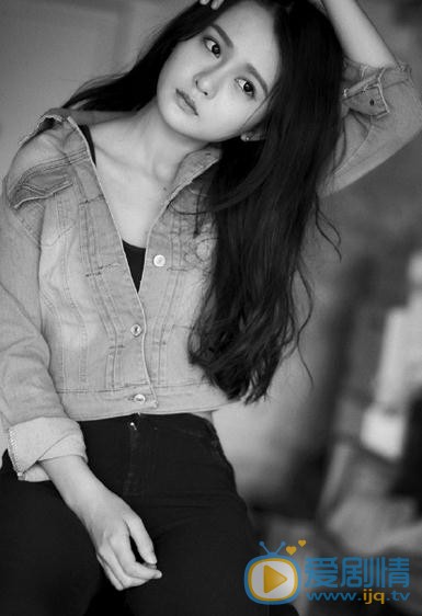 杨馥羽秋色写真 杨馥羽高清写真_杨馥羽高清剧照