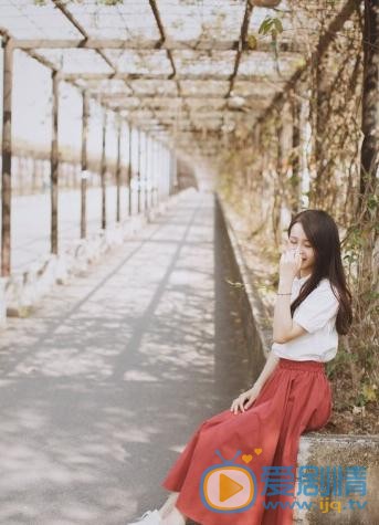 杨馥羽秋色写真 杨馥羽高清写真_杨馥羽高清剧照