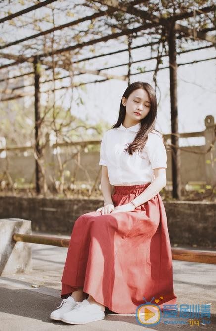 杨馥羽秋色写真 杨馥羽高清写真_杨馥羽高清剧照
