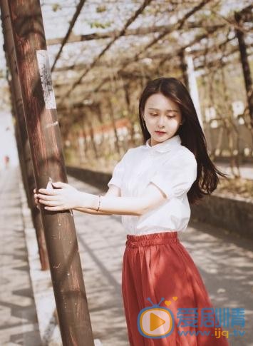 杨馥羽秋色写真 杨馥羽高清写真_杨馥羽高清剧照