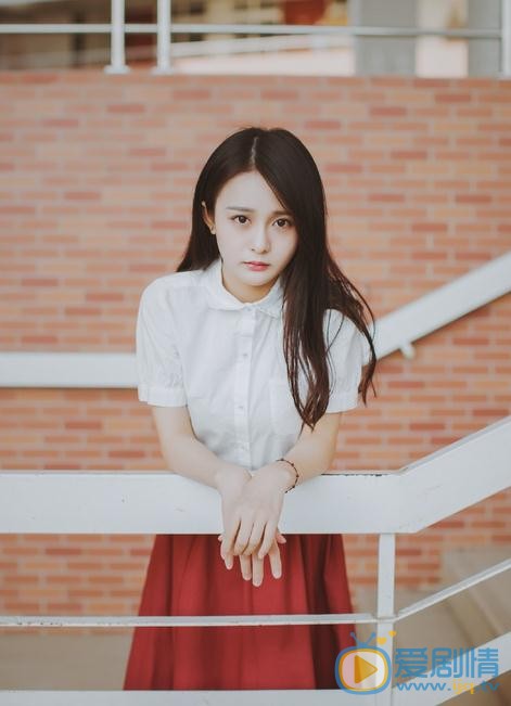 杨馥羽秋色写真 杨馥羽高清写真_杨馥羽高清剧照